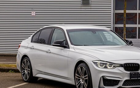 BMW 3 серия, 2018 год, 1 995 000 рублей, 7 фотография