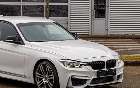 BMW 3 серия, 2018 год, 1 995 000 рублей, 9 фотография
