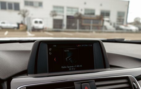 BMW 3 серия, 2018 год, 1 995 000 рублей, 14 фотография