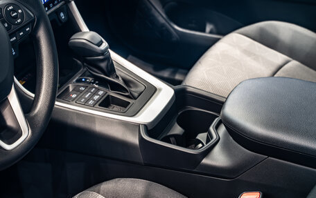 Toyota RAV4, 2025 год, 4 249 000 рублей, 9 фотография