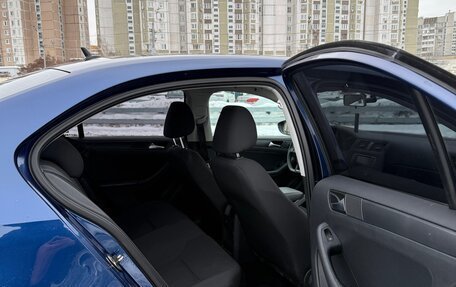 Volkswagen Jetta VI, 2015 год, 1 380 000 рублей, 12 фотография