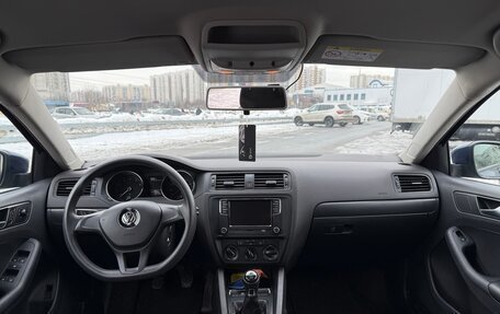 Volkswagen Jetta VI, 2015 год, 1 380 000 рублей, 9 фотография