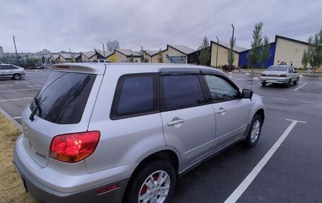 Mitsubishi Outlander III рестайлинг 3, 2003 год, 420 000 рублей, 4 фотография