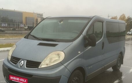 Renault Trafic, 2008 год, 1 750 000 рублей, 2 фотография