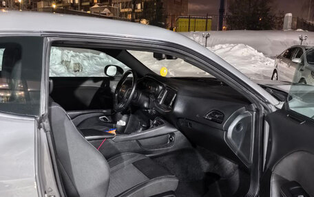 Dodge Challenger III рестайлинг 2, 2017 год, 2 950 000 рублей, 6 фотография