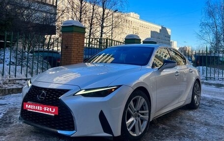 Lexus IS III, 2021 год, 4 090 000 рублей, 2 фотография
