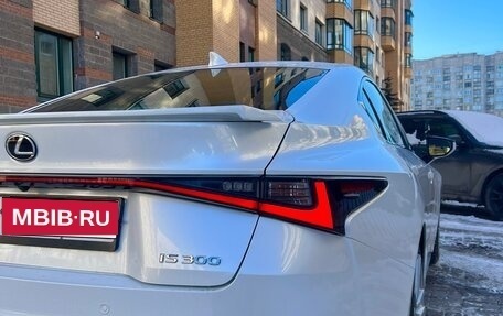 Lexus IS III, 2021 год, 4 090 000 рублей, 12 фотография