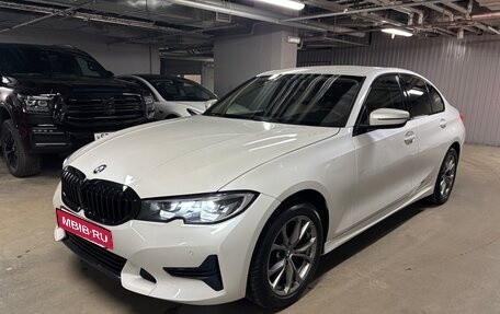 BMW 3 серия, 2020 год, 3 250 000 рублей, 3 фотография