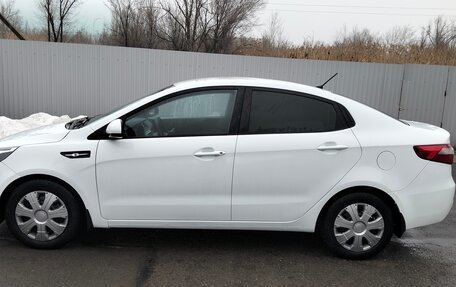 KIA Rio III рестайлинг, 2013 год, 780 000 рублей, 3 фотография