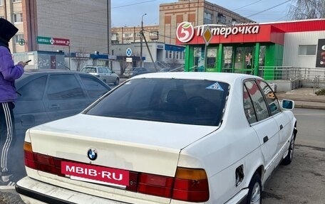 BMW 5 серия, 1989 год, 200 000 рублей, 3 фотография
