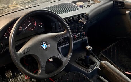 BMW 5 серия, 1989 год, 200 000 рублей, 18 фотография