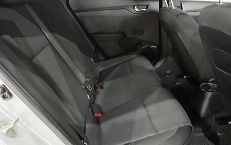 Hyundai Solaris II рестайлинг, 2017 год, 1 035 000 рублей, 10 фотография