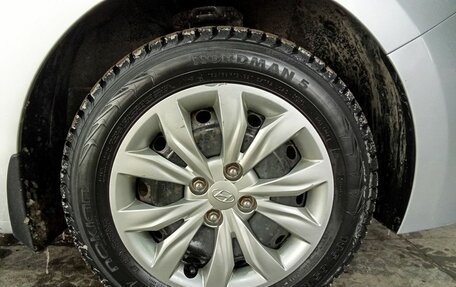 Hyundai Solaris II рестайлинг, 2017 год, 1 035 000 рублей, 16 фотография