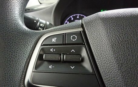 Hyundai Solaris II рестайлинг, 2017 год, 1 035 000 рублей, 14 фотография