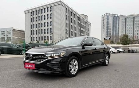 Volkswagen Passat B8 рестайлинг, 2021 год, 1 630 000 рублей, 1 фотография