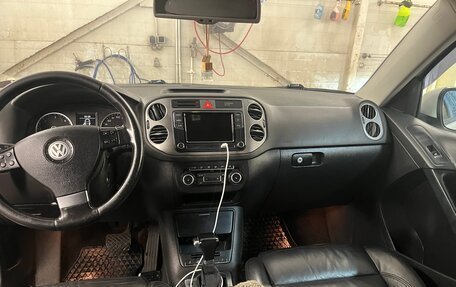 Volkswagen Tiguan I, 2010 год, 1 200 000 рублей, 3 фотография