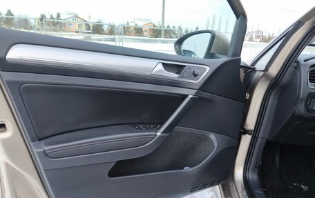 Volkswagen Golf VIII, 2020 год, 2 000 070 рублей, 33 фотография