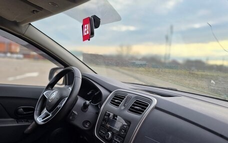 Renault Logan II, 2019 год, 1 150 000 рублей, 6 фотография