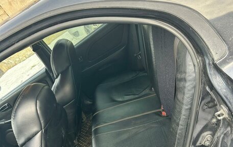 Hyundai Sonata IV рестайлинг, 2005 год, 180 000 рублей, 3 фотография