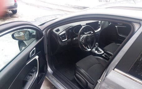 KIA cee'd III, 2021 год, 2 000 000 рублей, 17 фотография