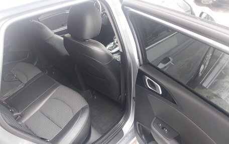 KIA cee'd III, 2021 год, 2 000 000 рублей, 15 фотография