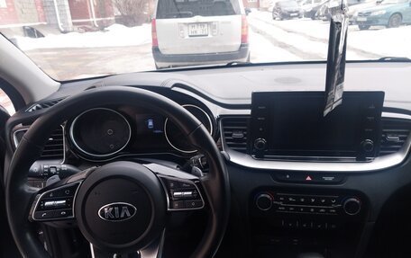 KIA cee'd III, 2021 год, 2 000 000 рублей, 20 фотография