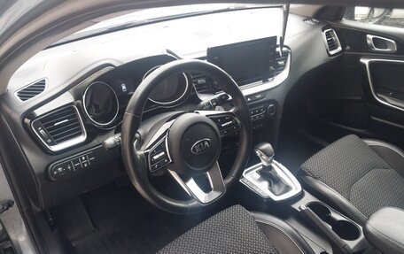 KIA cee'd III, 2021 год, 2 000 000 рублей, 18 фотография