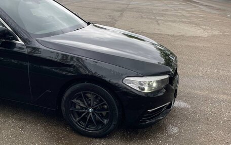 BMW 5 серия, 2018 год, 2 600 000 рублей, 2 фотография