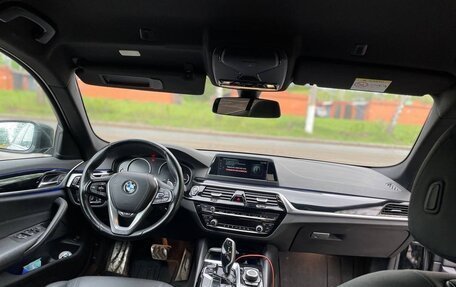 BMW 5 серия, 2018 год, 2 600 000 рублей, 9 фотография
