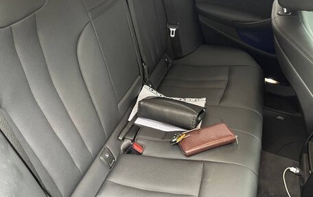 BMW 5 серия, 2018 год, 2 600 000 рублей, 8 фотография