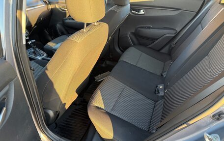 KIA Rio IV, 2018 год, 1 280 000 рублей, 10 фотография