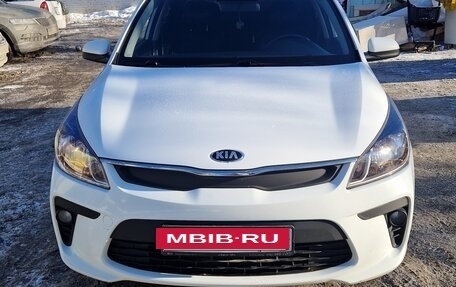 KIA Rio IV, 2018 год, 1 500 000 рублей, 3 фотография