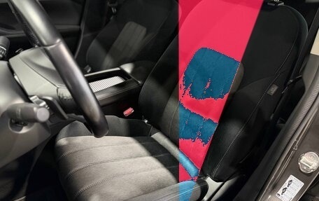 Mazda 6, 2019 год, 2 700 000 рублей, 14 фотография