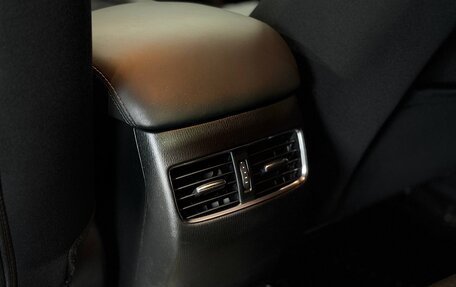 Mazda 6, 2019 год, 2 700 000 рублей, 25 фотография