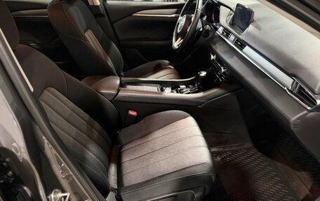 Mazda 6, 2019 год, 2 700 000 рублей, 27 фотография