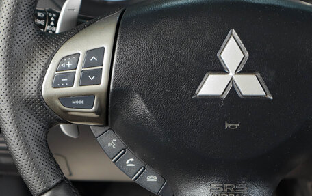 Mitsubishi Outlander III рестайлинг 3, 2008 год, 1 199 000 рублей, 15 фотография