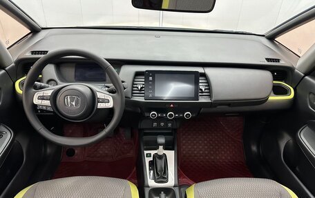 Honda Fit, 2021 год, 1 370 000 рублей, 7 фотография