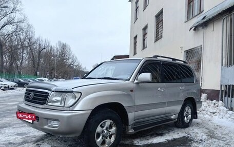 Toyota Land Cruiser 100 рестайлинг 2, 2000 год, 1 250 000 рублей, 5 фотография