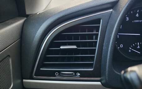 Hyundai Elantra VI рестайлинг, 2017 год, 1 370 000 рублей, 15 фотография