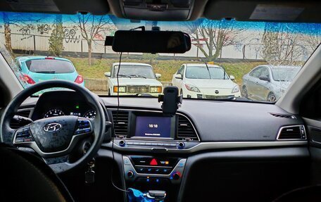 Hyundai Elantra VI рестайлинг, 2017 год, 1 370 000 рублей, 17 фотография