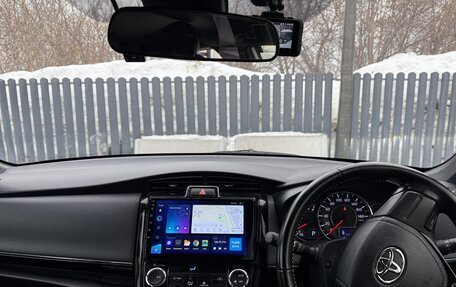 Toyota Corolla, 2018 год, 2 000 000 рублей, 10 фотография