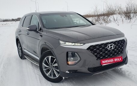 Hyundai Santa Fe IV, 2019 год, 2 700 000 рублей, 3 фотография