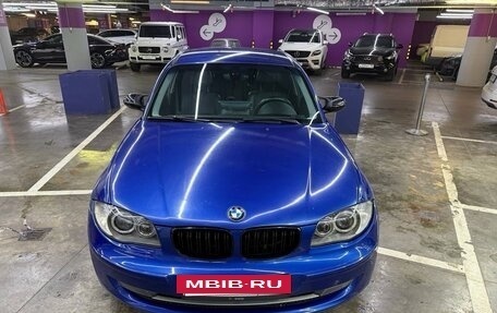 BMW 1 серия, 2007 год, 750 000 рублей, 2 фотография