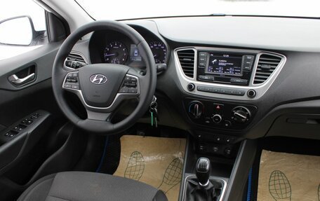 Hyundai Solaris II рестайлинг, 2019 год, 1 250 000 рублей, 12 фотография