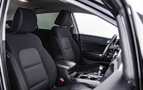 KIA Sportage IV рестайлинг, 2018 год, 2 300 000 рублей, 10 фотография