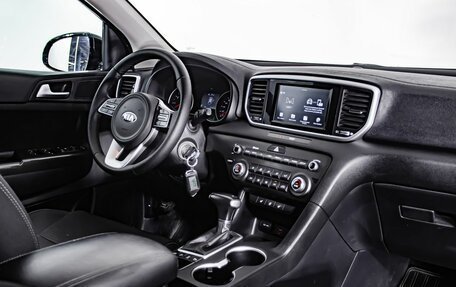 KIA Sportage IV рестайлинг, 2018 год, 2 300 000 рублей, 13 фотография