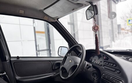 Chevrolet Niva I рестайлинг, 2006 год, 173 000 рублей, 8 фотография