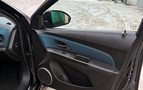 Chevrolet Cruze II, 2011 год, 375 000 рублей, 9 фотография