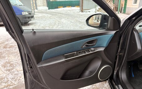 Chevrolet Cruze II, 2011 год, 375 000 рублей, 16 фотография