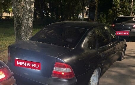 Opel Vectra B рестайлинг, 1996 год, 65 000 рублей, 2 фотография